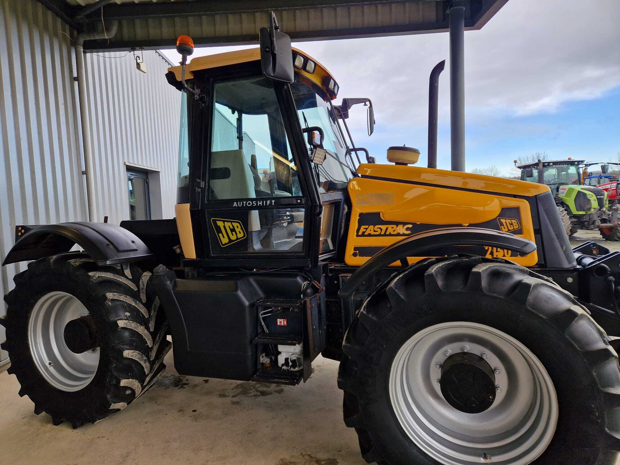 JCB FASTRAC 2150