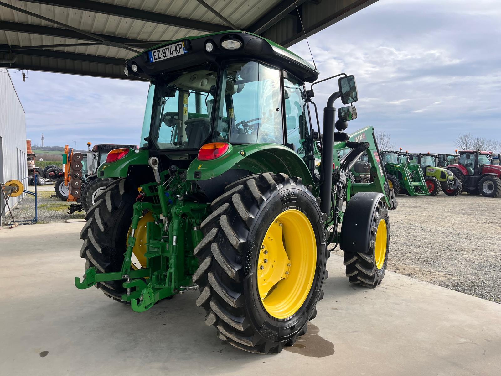 JOHN DEERE 5100R