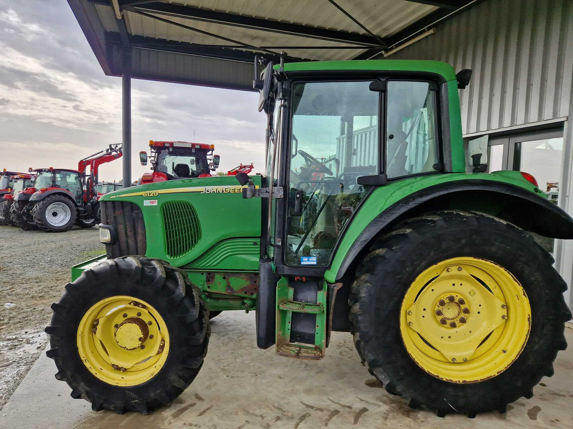 JOHN DEERE 6120 PREMIUM