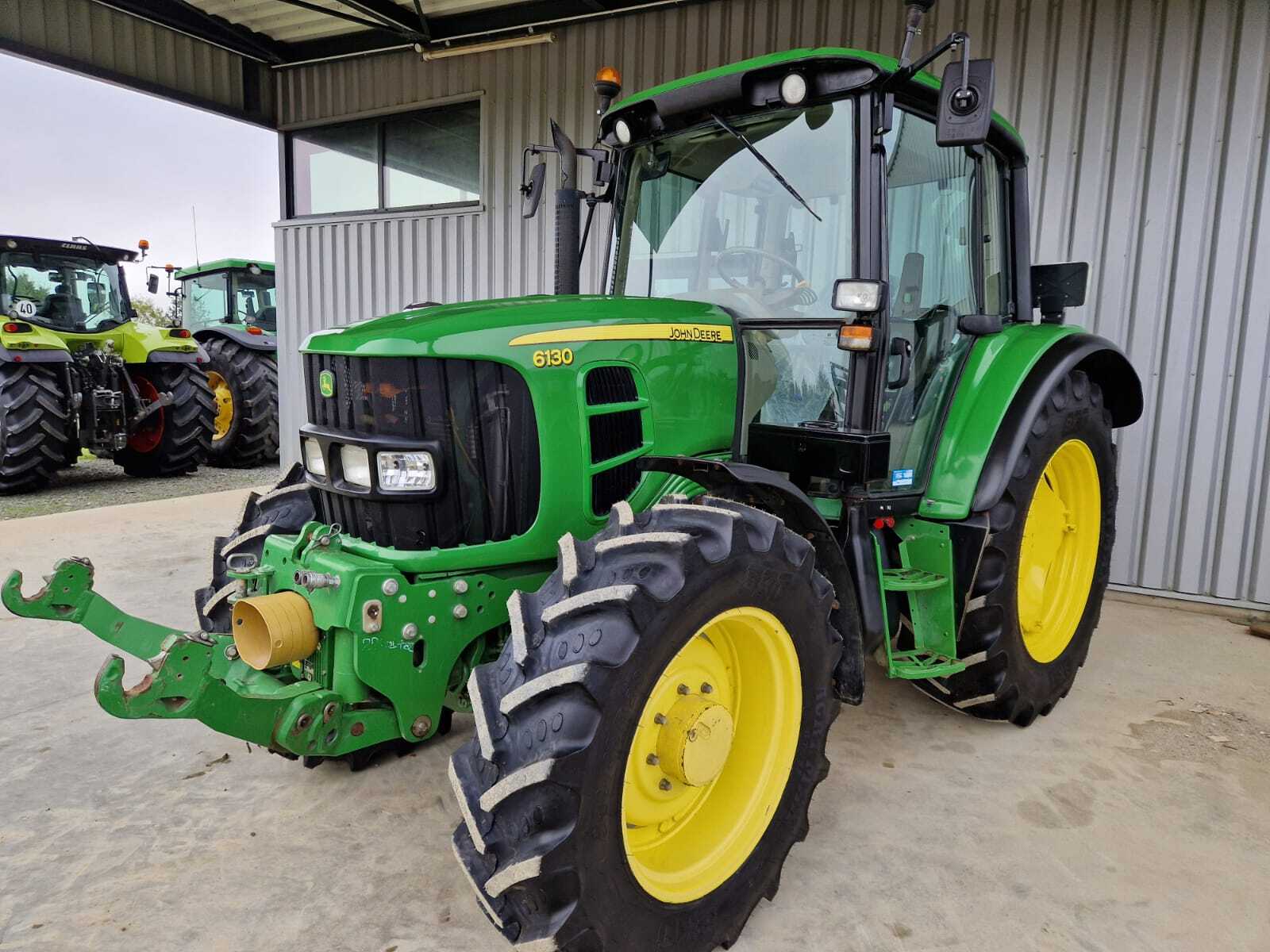 JOHN DEERE 6130