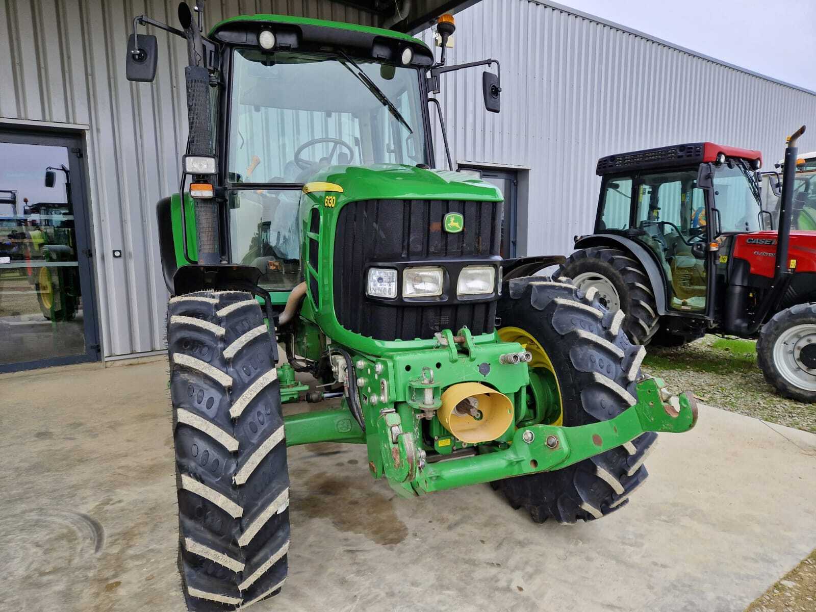 JOHN DEERE 6130