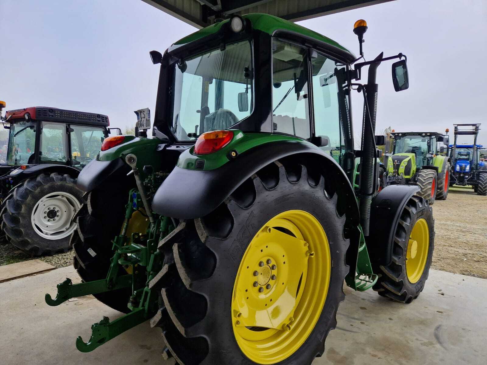 JOHN DEERE 6130