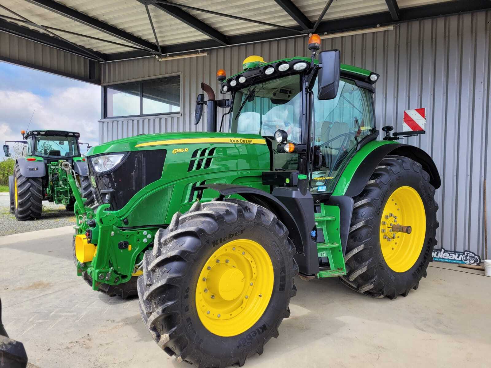 JOHN DEERE 6155R