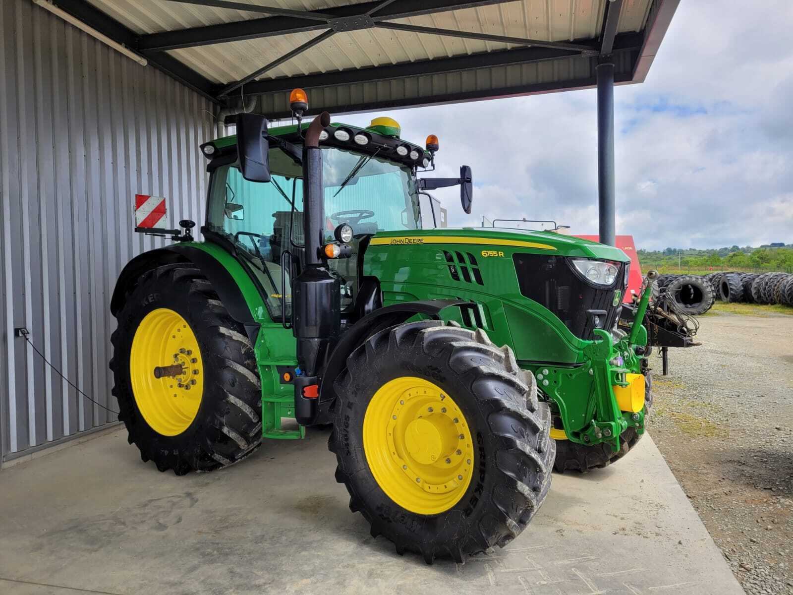 JOHN DEERE 6155R