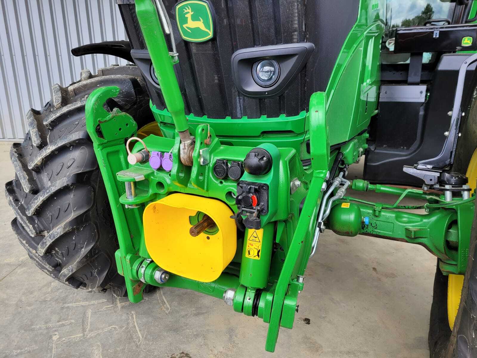 JOHN DEERE 6155R