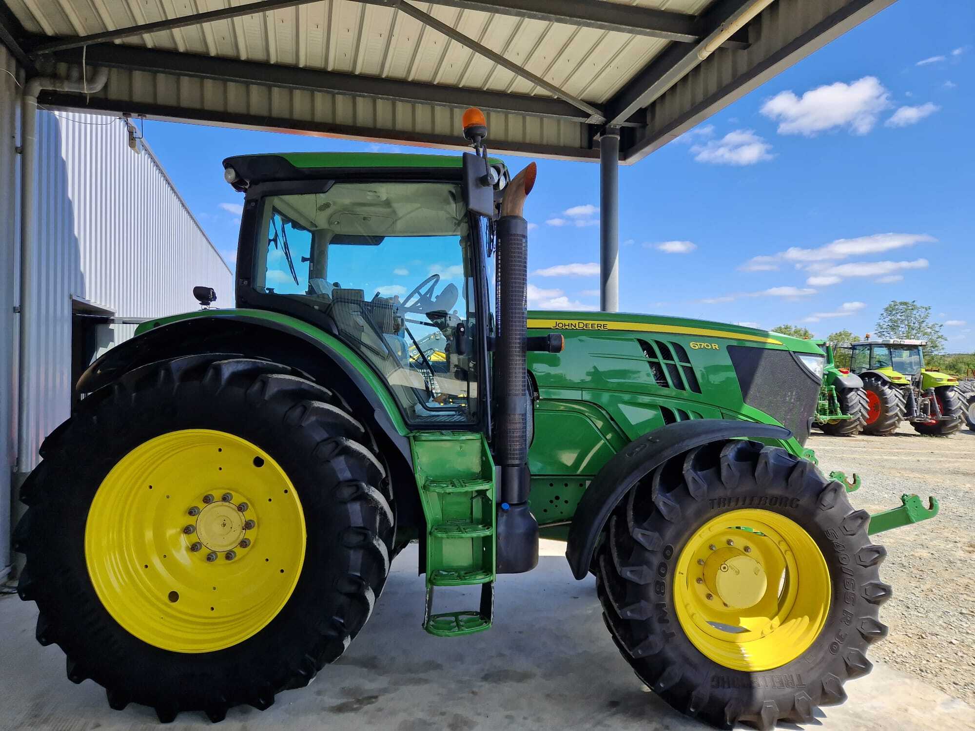 JOHN DEERE 6170R AP