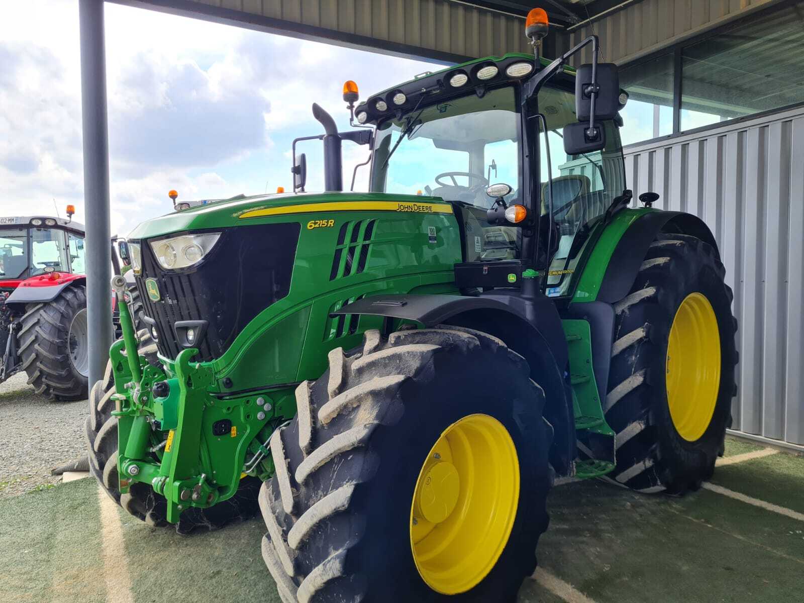 JOHN DEERE 6215R AUTOPOWER