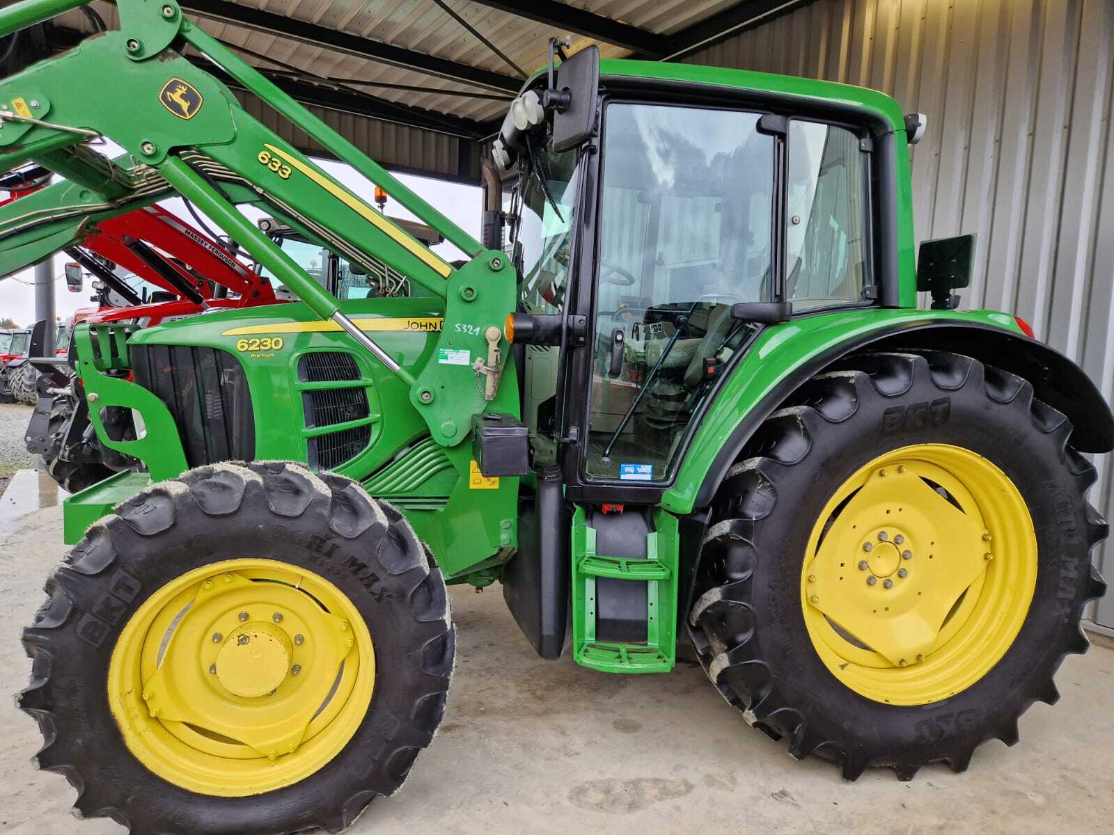 JOHN DEERE 6230 P.