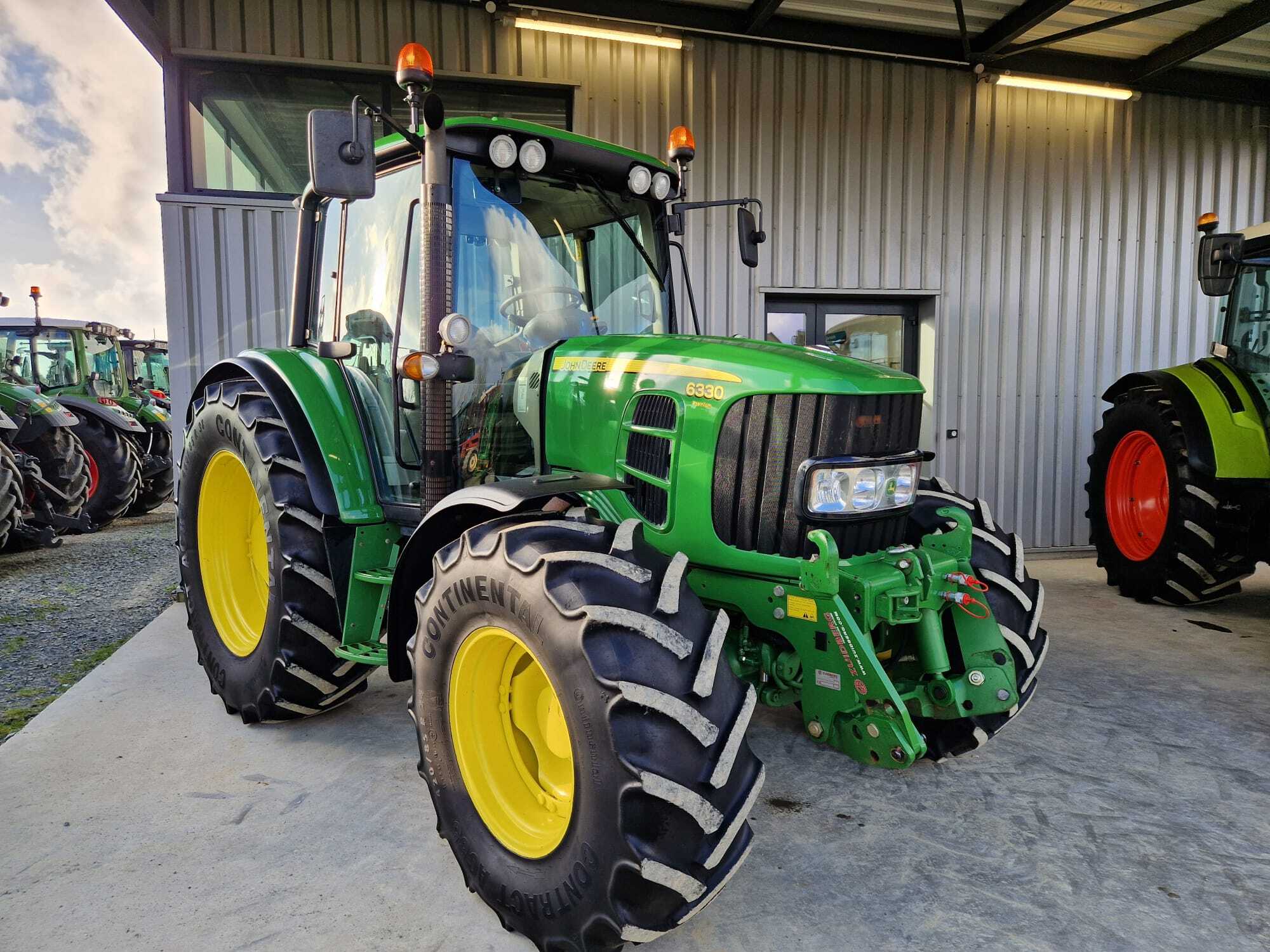 JOHN DEERE 6330 PREMIUM