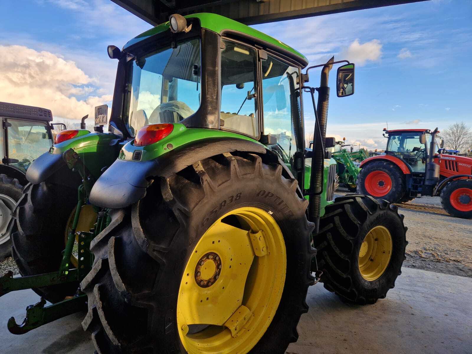 JOHN DEERE 6330 STANDARD