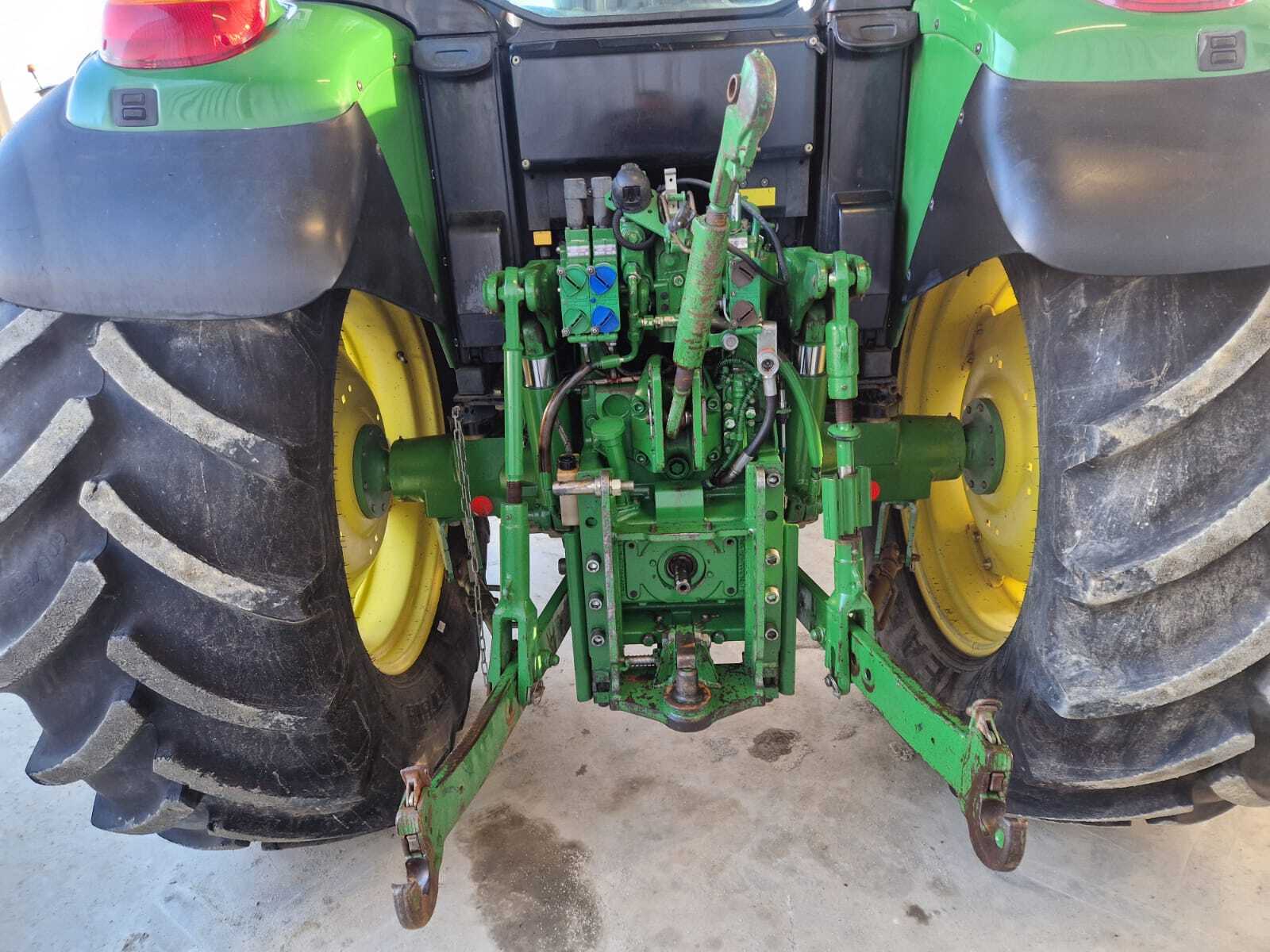 JOHN DEERE 6330 STANDARD