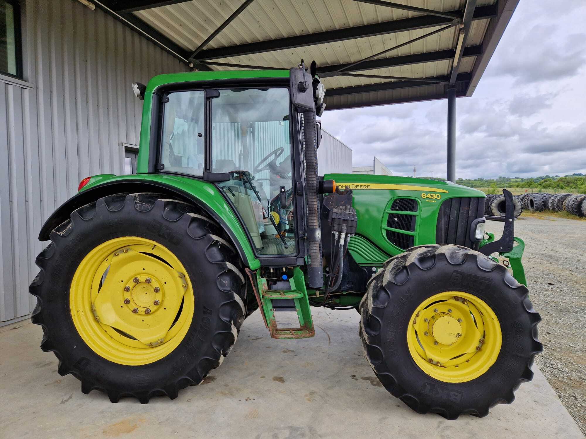 JOHN DEERE 6430 PREMIUM