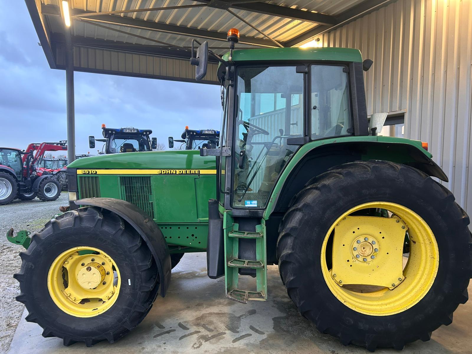 JOHN DEERE 6510