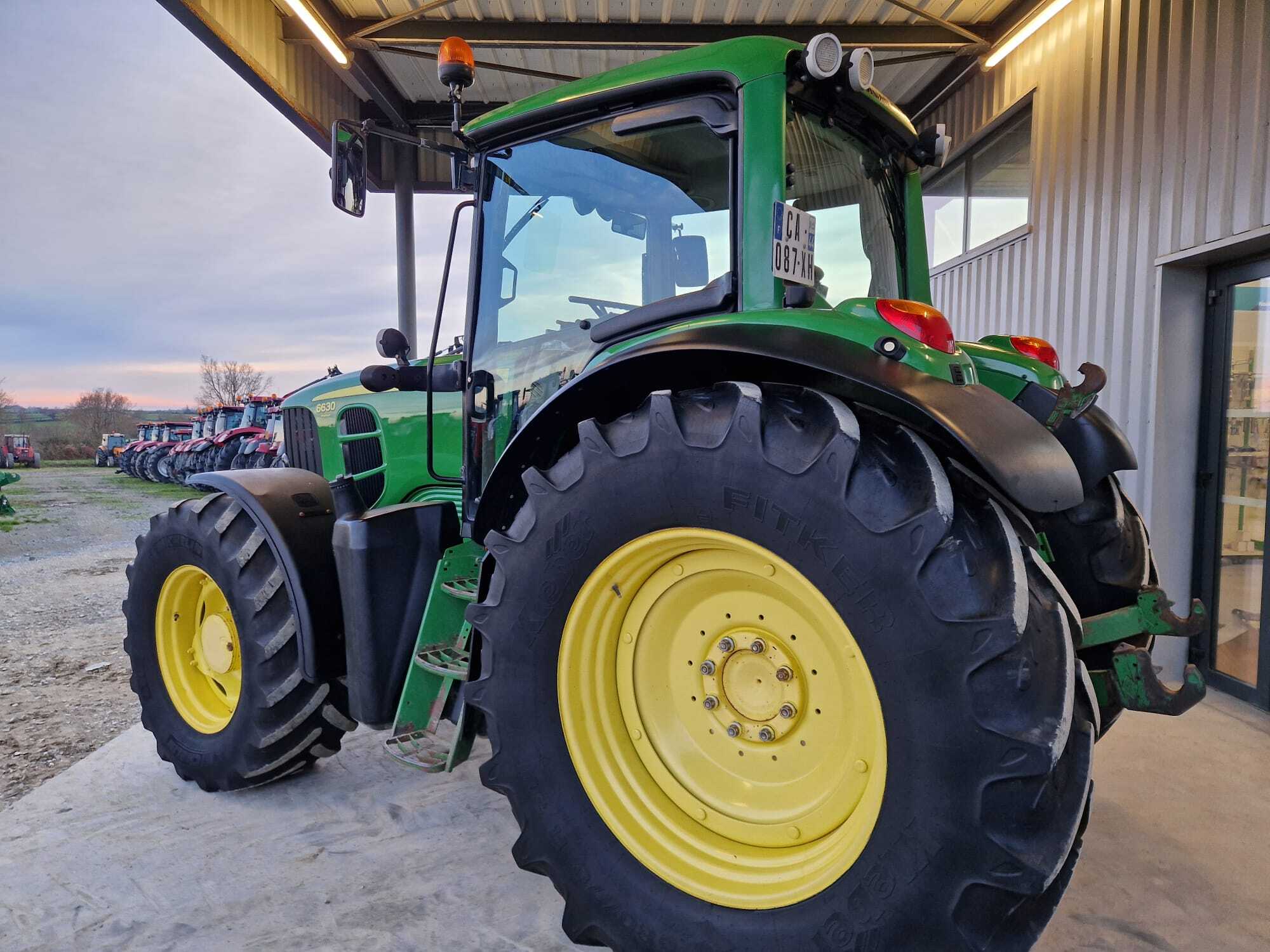 JOHN DEERE 6630 PREMIUM