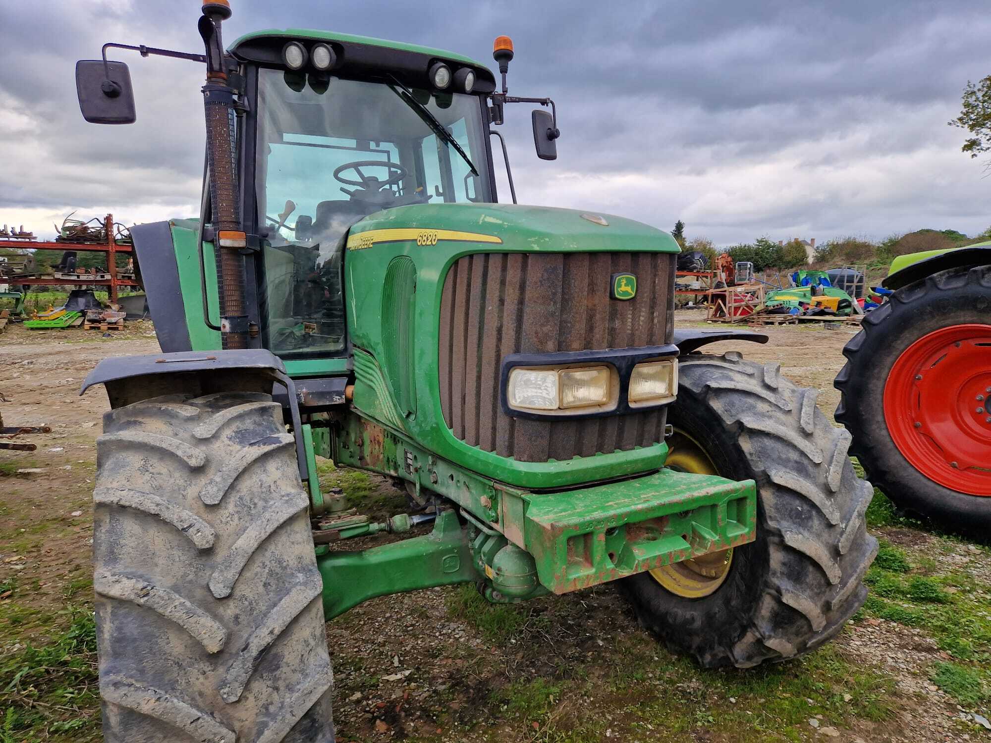 JOHN DEERE 6820 PREMIUM