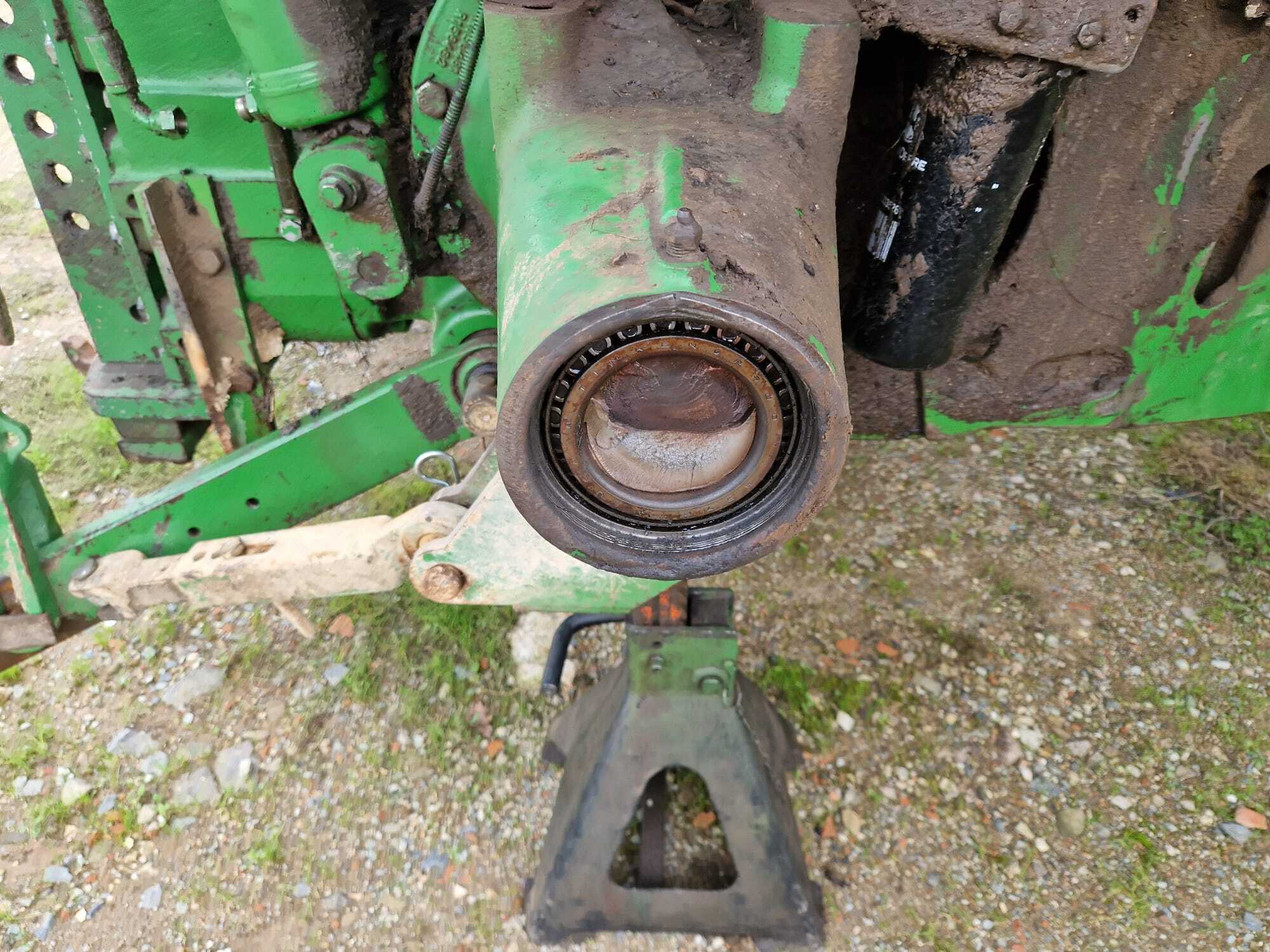 JOHN DEERE 6820 PREMIUM