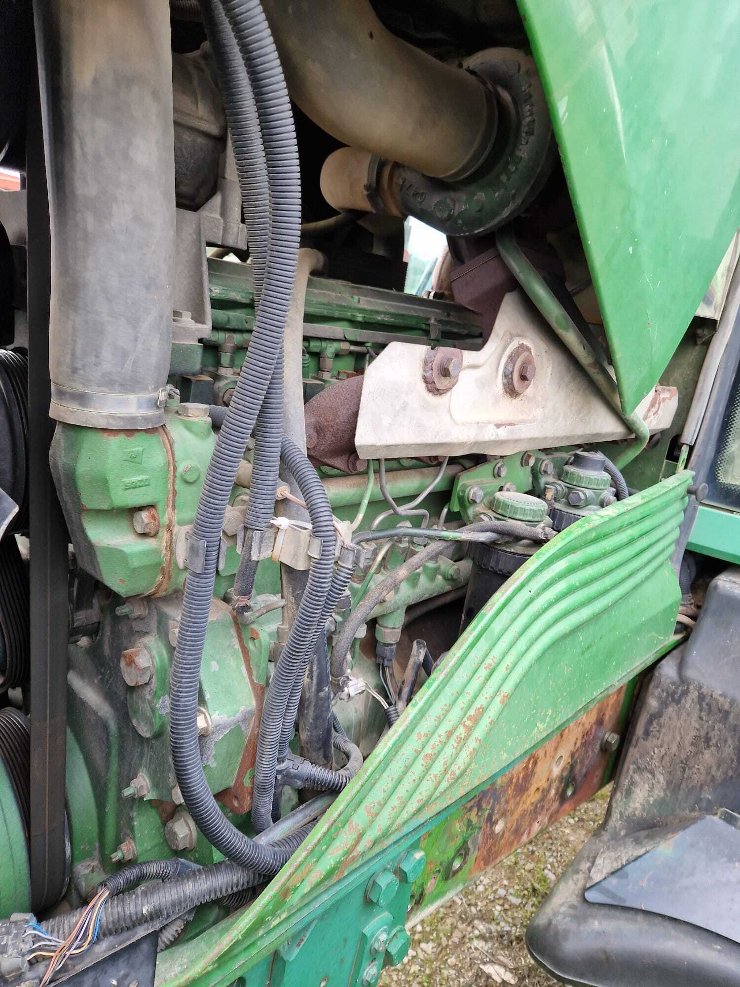 JOHN DEERE 6820 PREMIUM