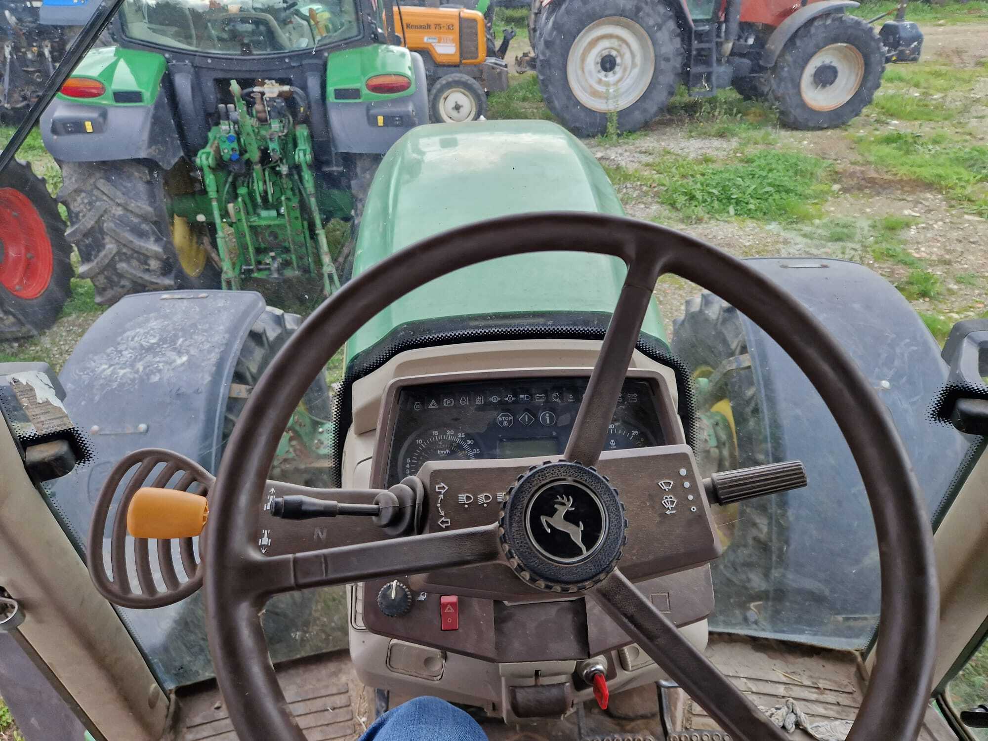 JOHN DEERE 6820 PREMIUM