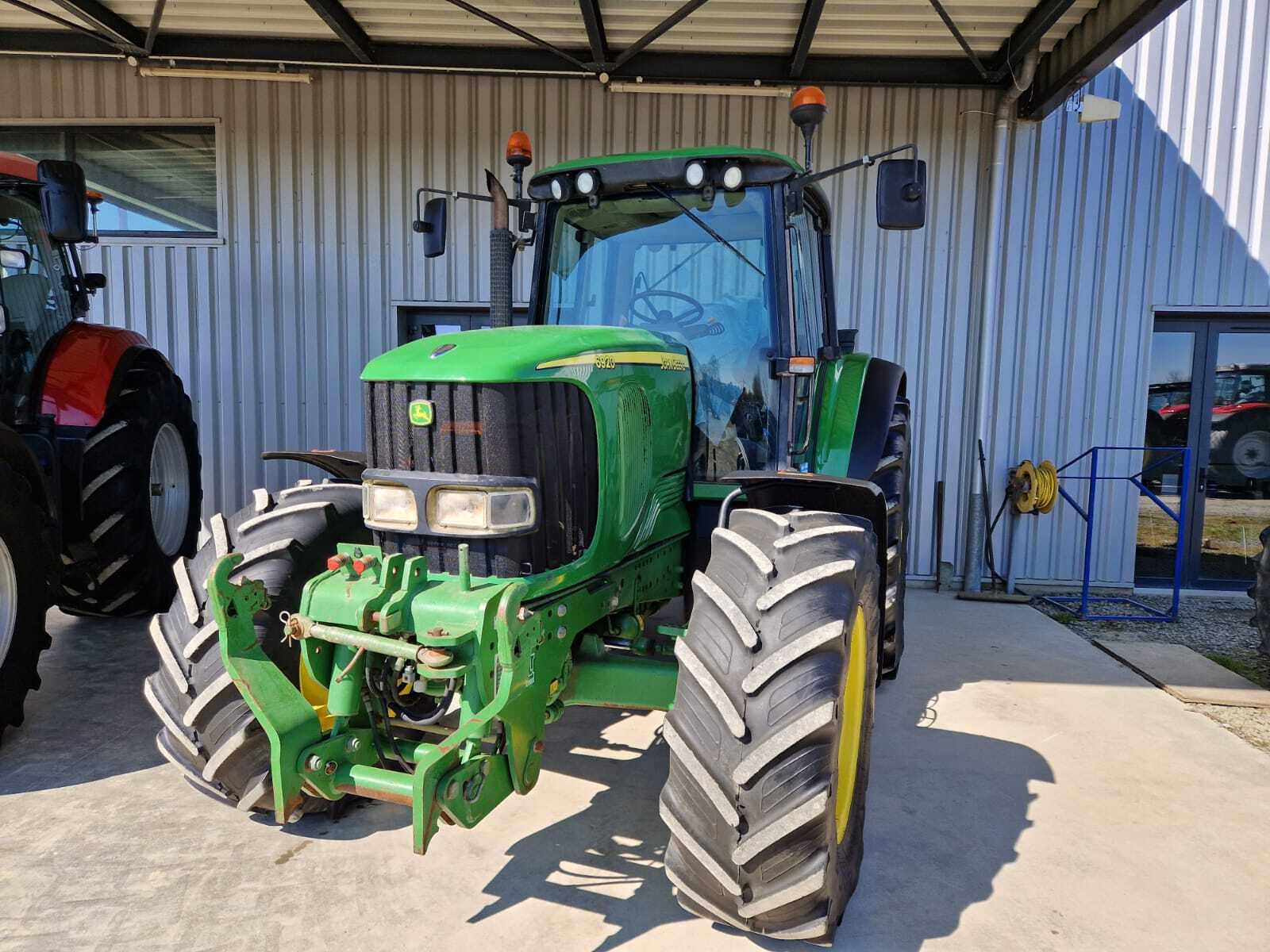 JOHN DEERE 6920