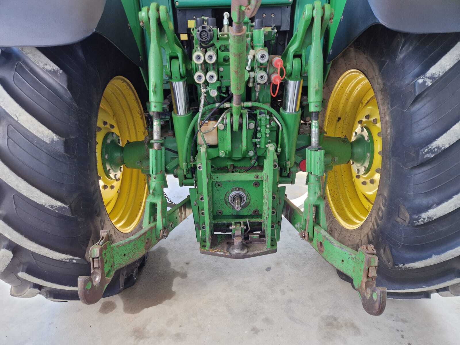 JOHN DEERE 6920