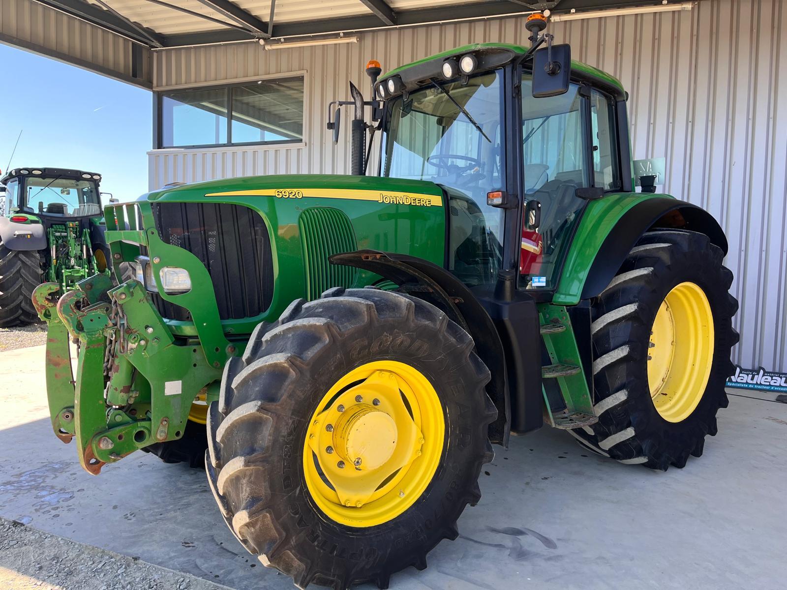 JOHN DEERE 6920 PREMIUM