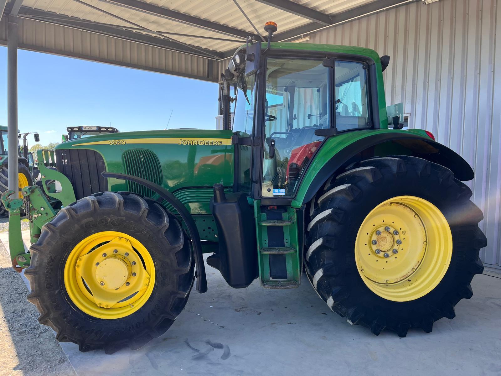 JOHN DEERE 6920 PREMIUM