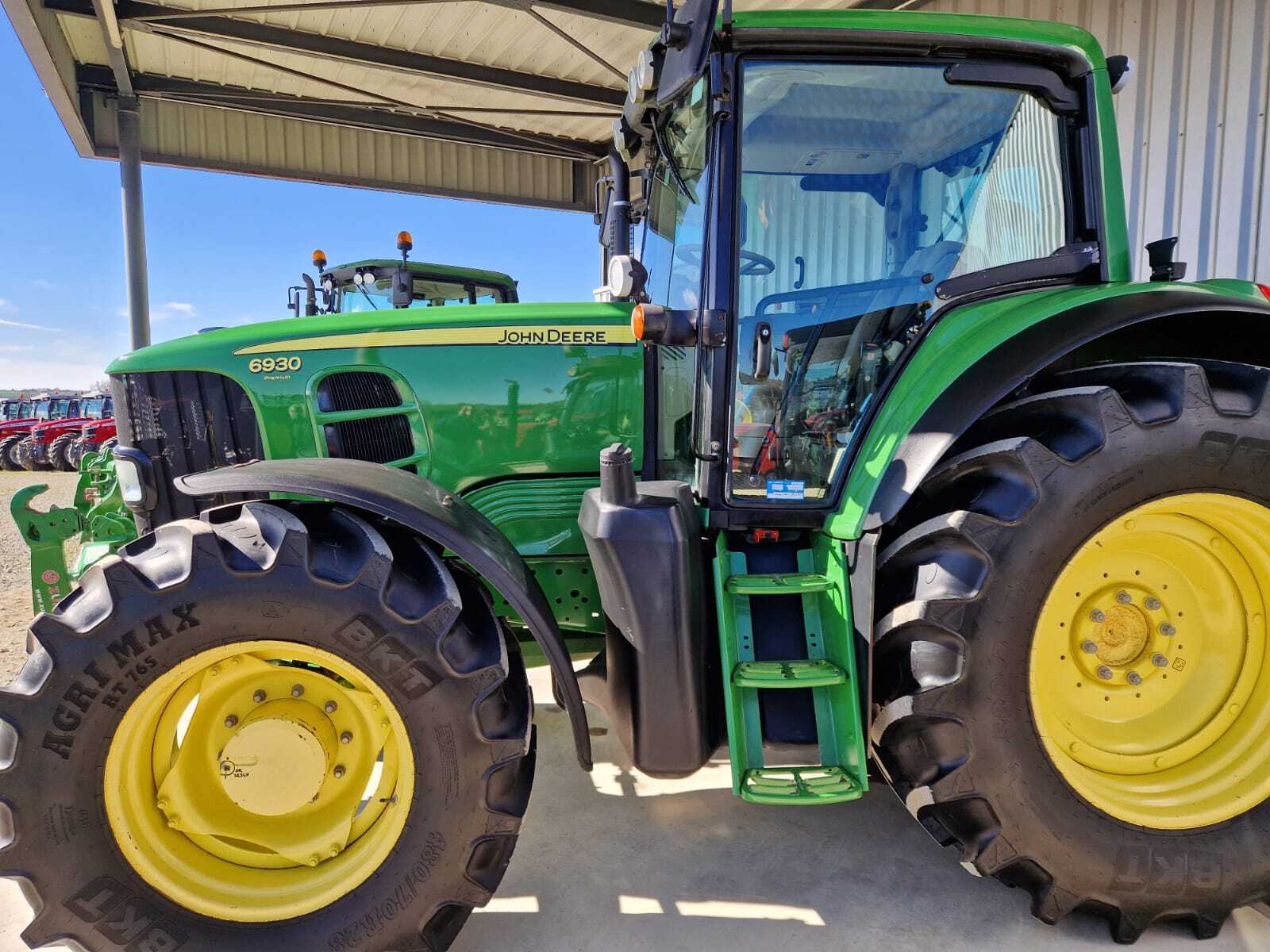 JOHN DEERE 6930 PREMIUM