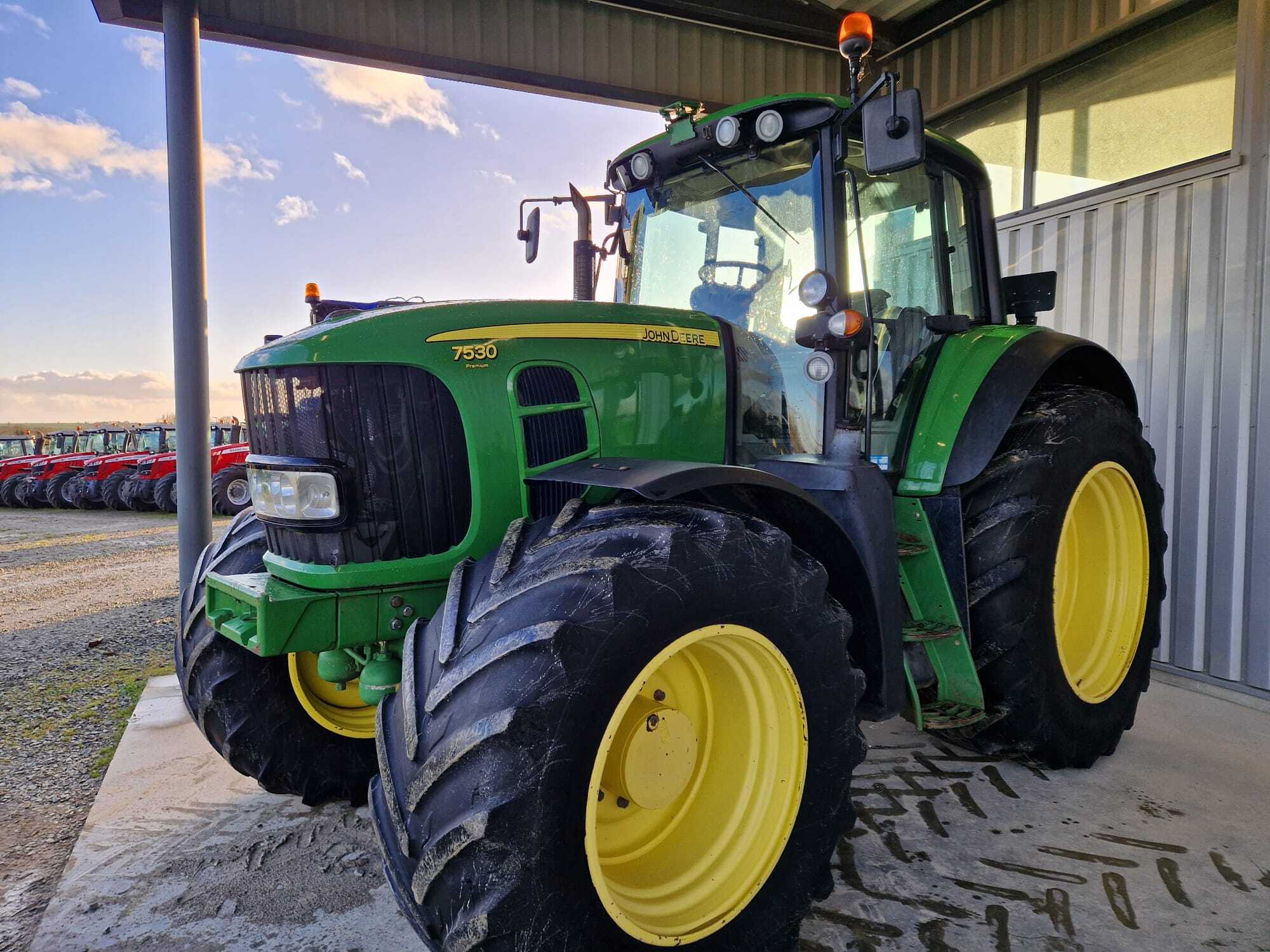 JOHN DEERE 7530 PREMIUM