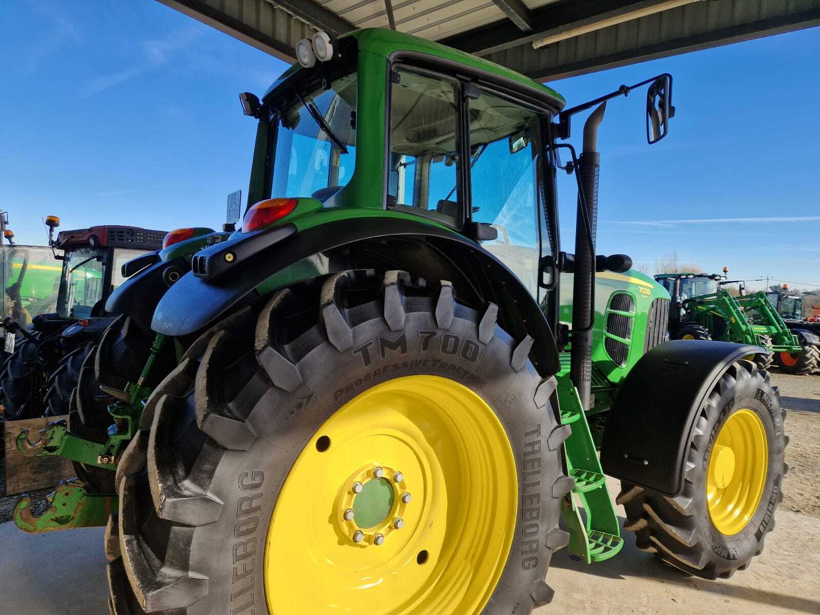 JOHN DEERE 7530 PREMIUM