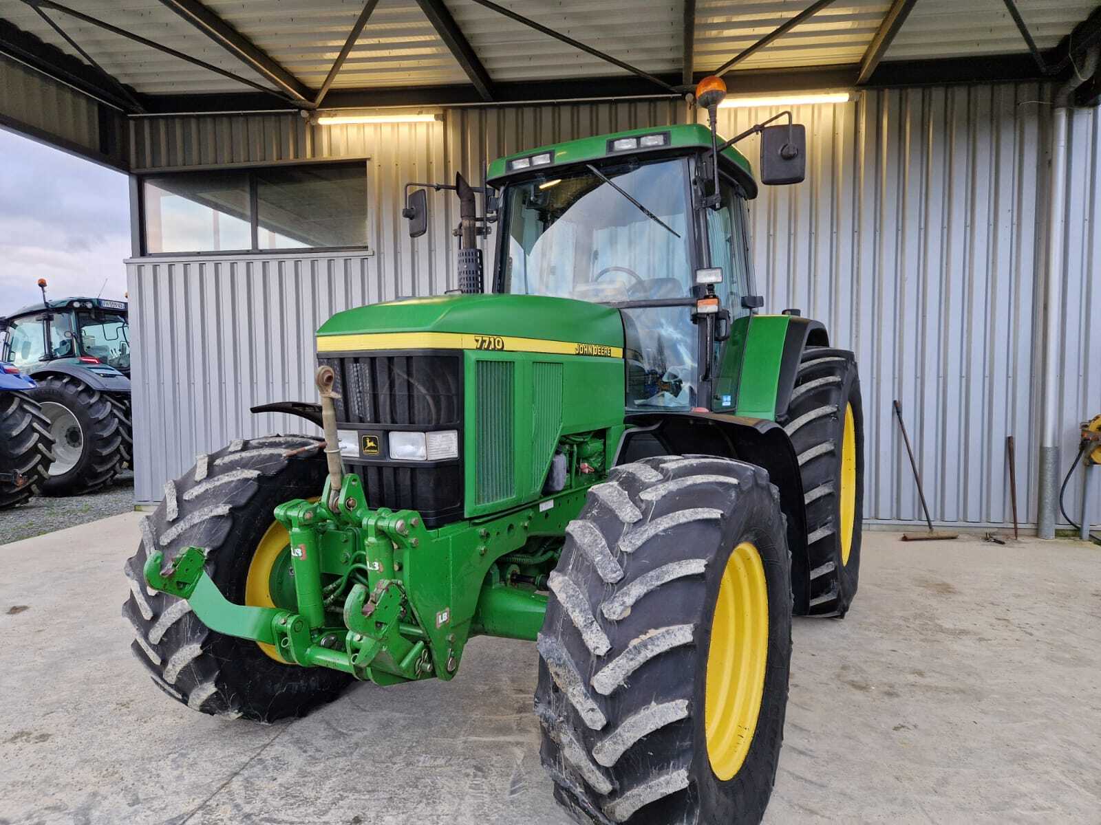 JOHN DEERE 7710 TLS