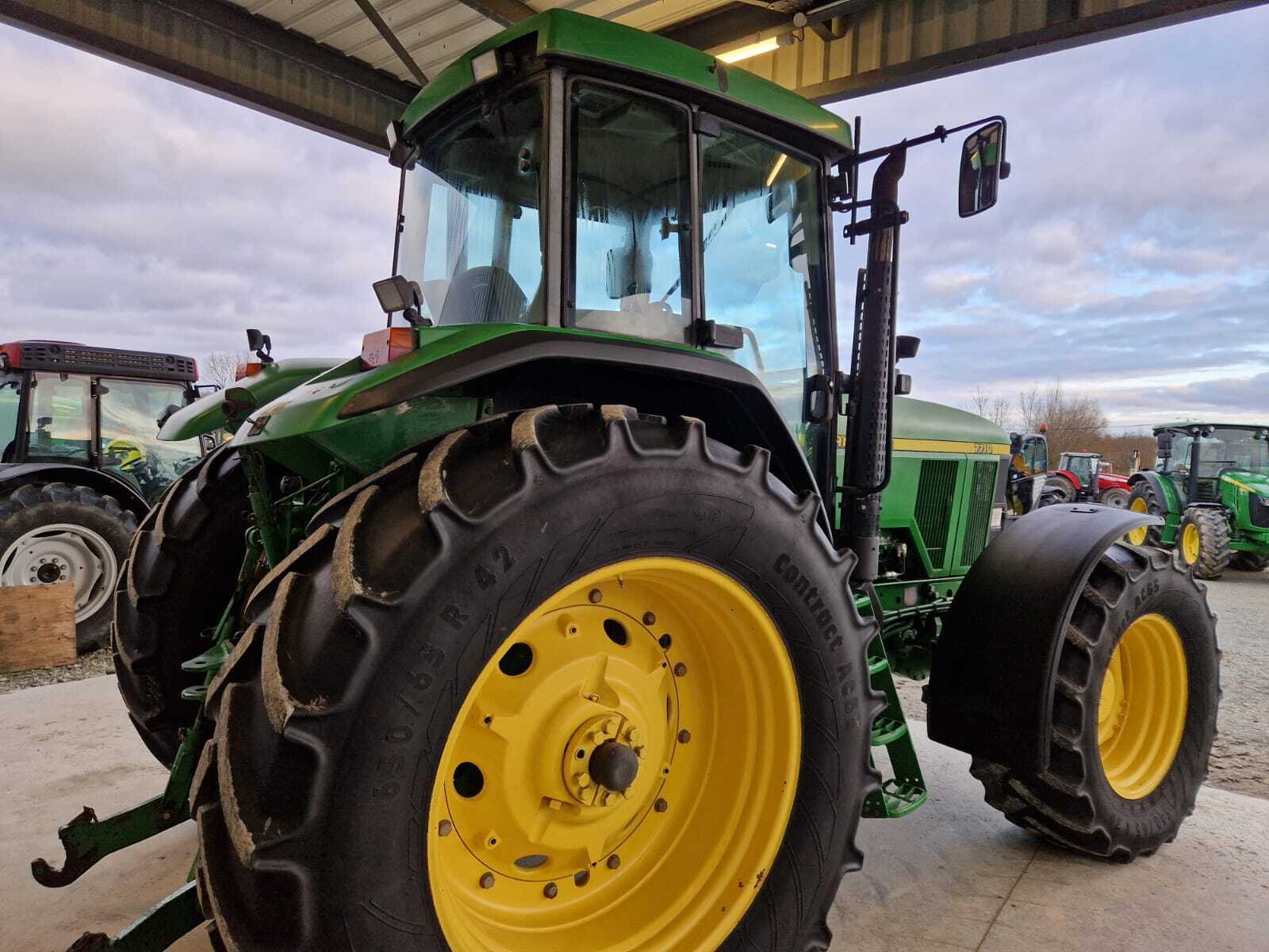 JOHN DEERE 7710 TLS