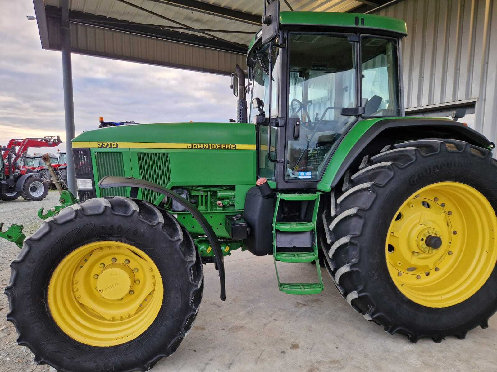 JOHN DEERE 7710 TLS