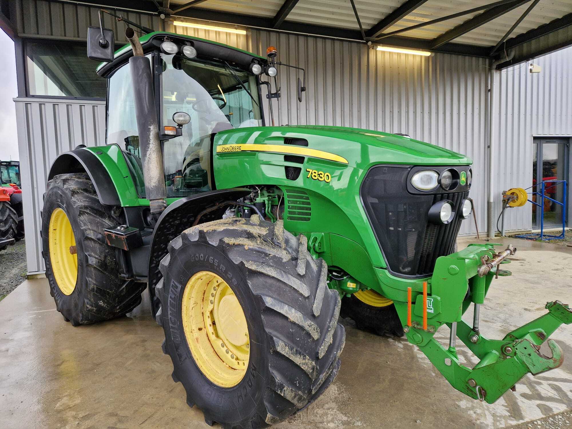 JOHN DEERE 7830