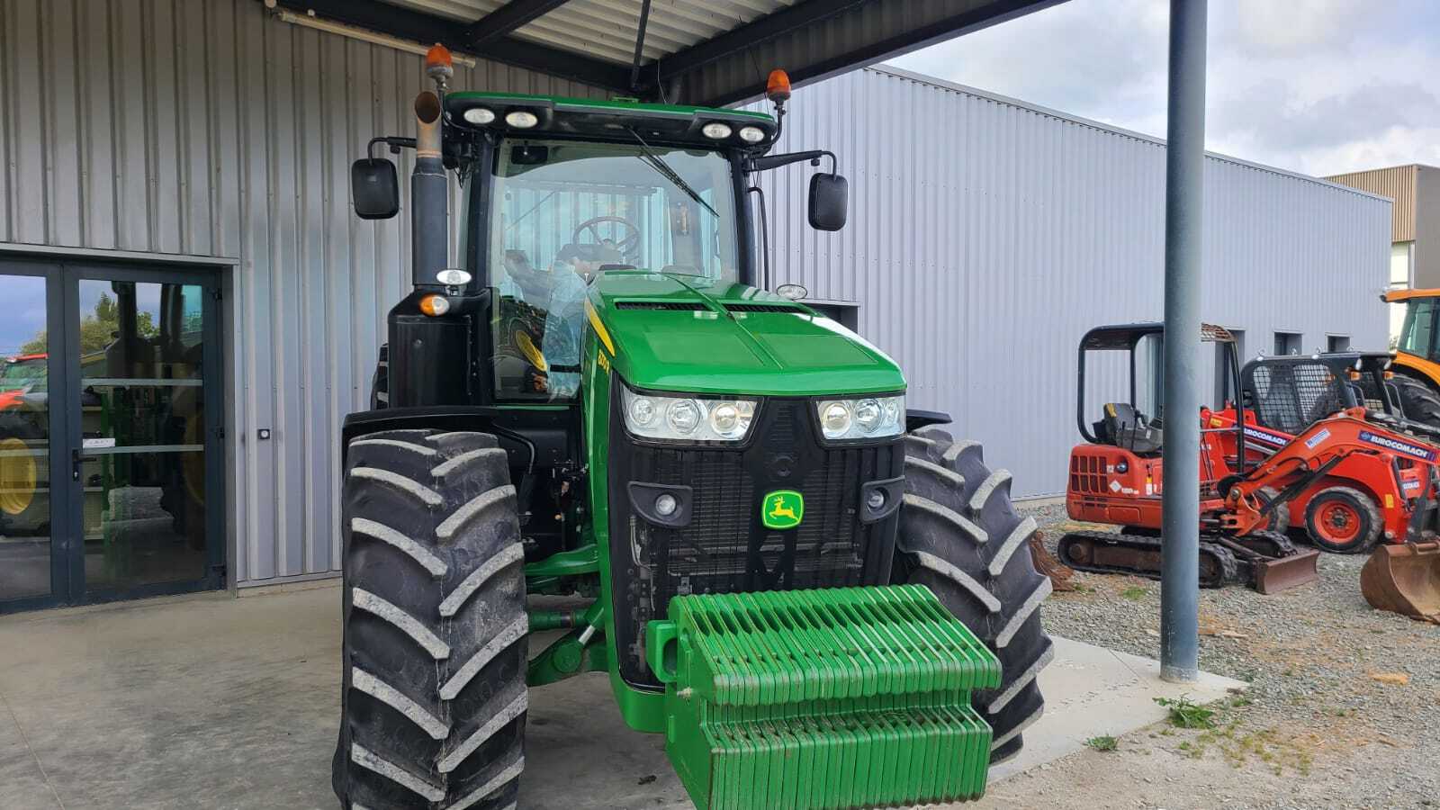 JOHN DEERE 8270R