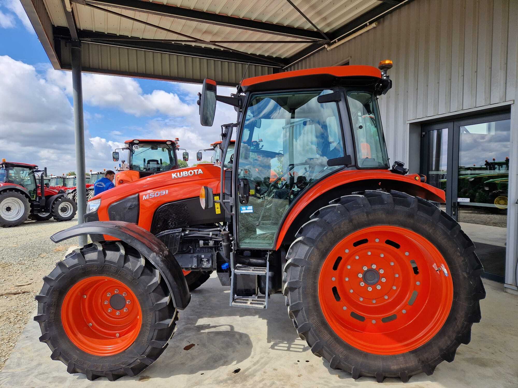 KUBOTA M5091 DTHQ