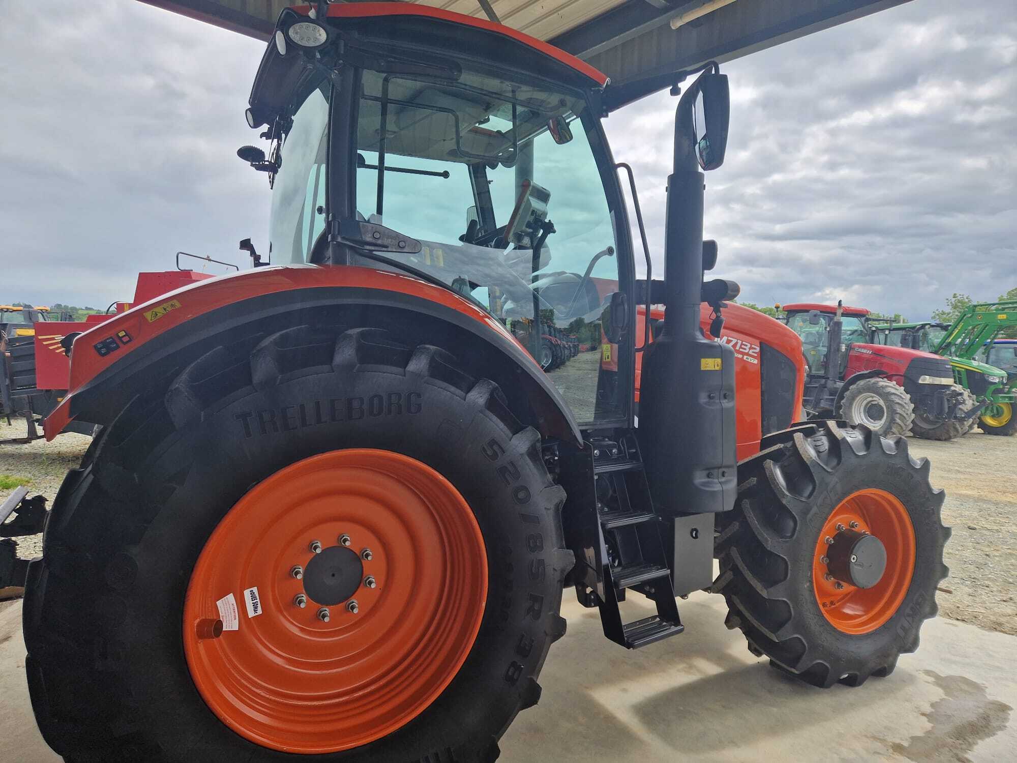 KUBOTA M7.132 KVT