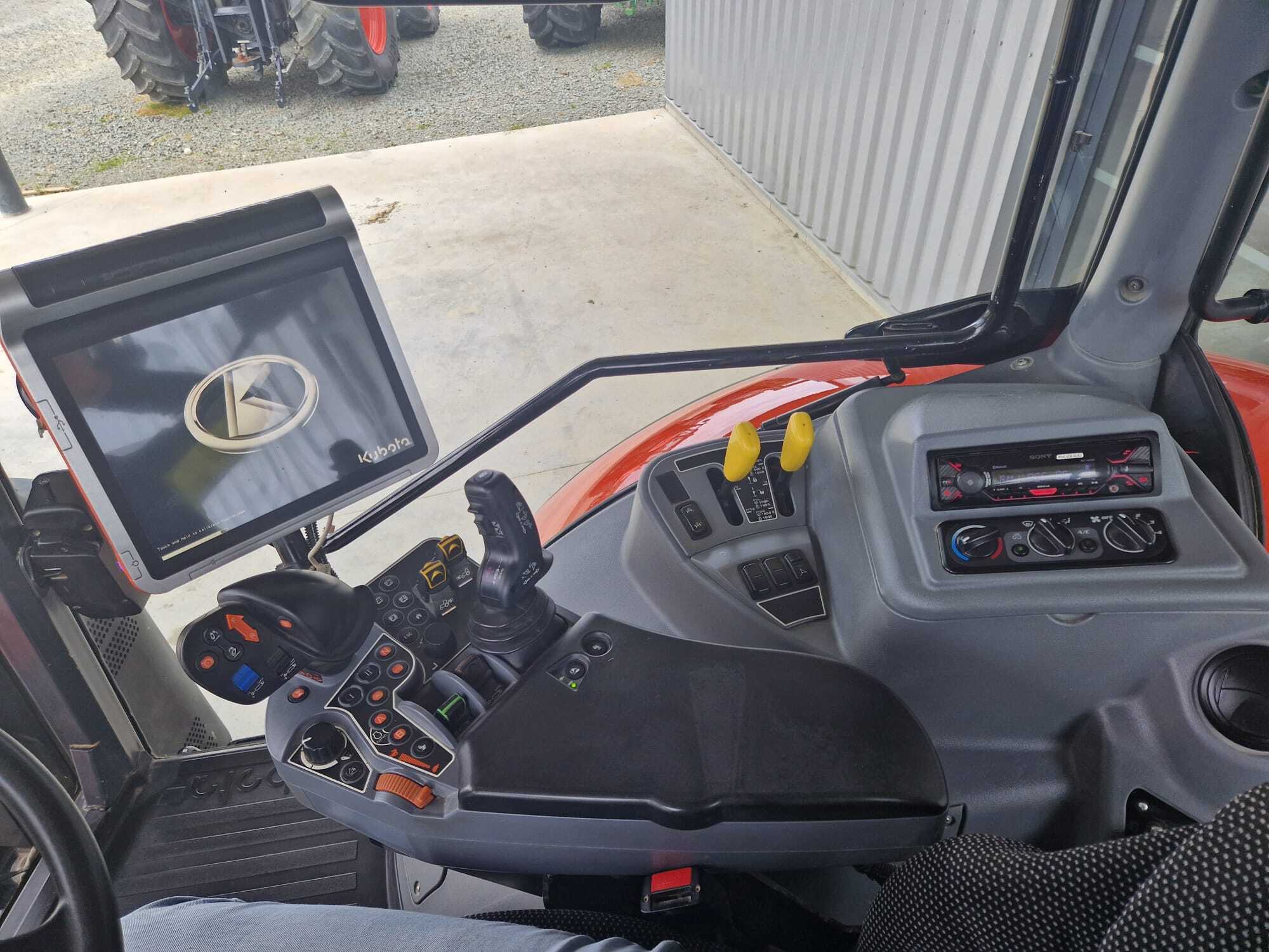 KUBOTA M7.132 KVT