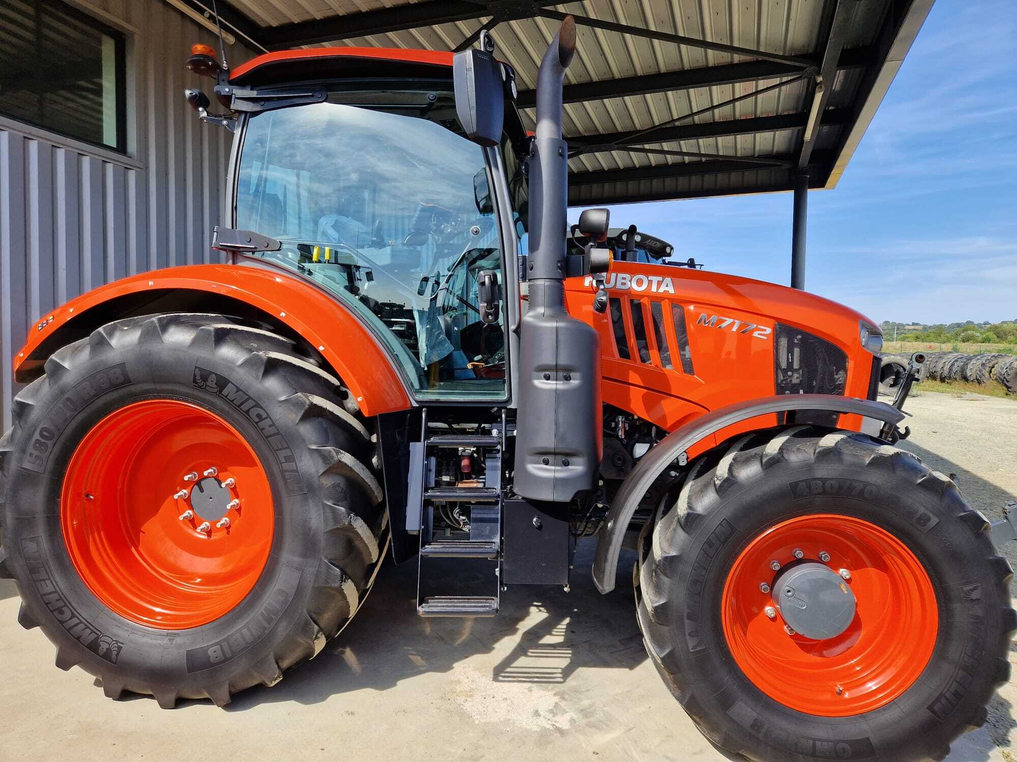 KUBOTA M7172 PREMIUM