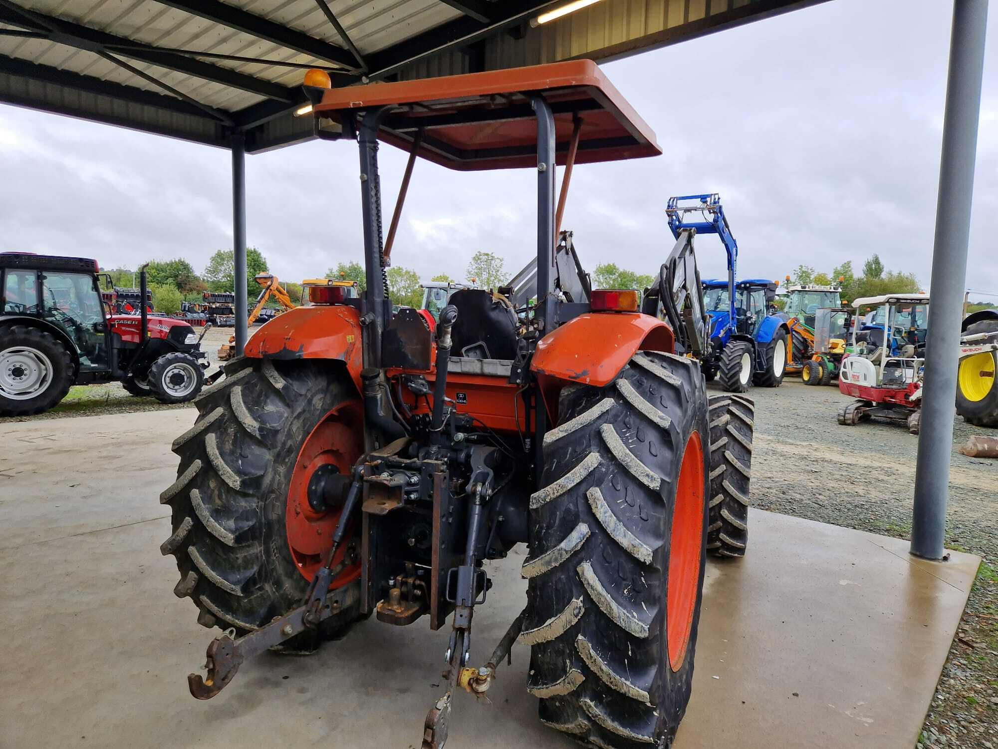 KUBOTA M9960