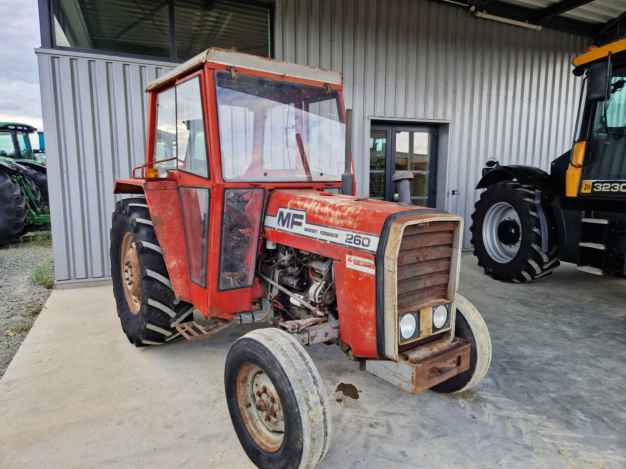 MASSEY FERGUSON 260