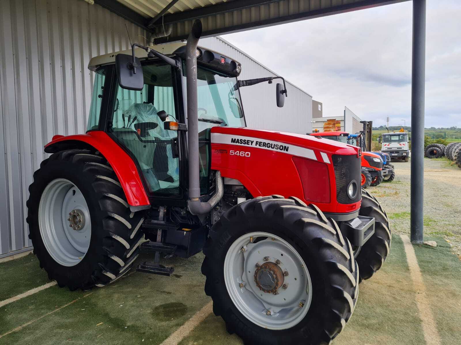 MASSEY FERGUSON 5460