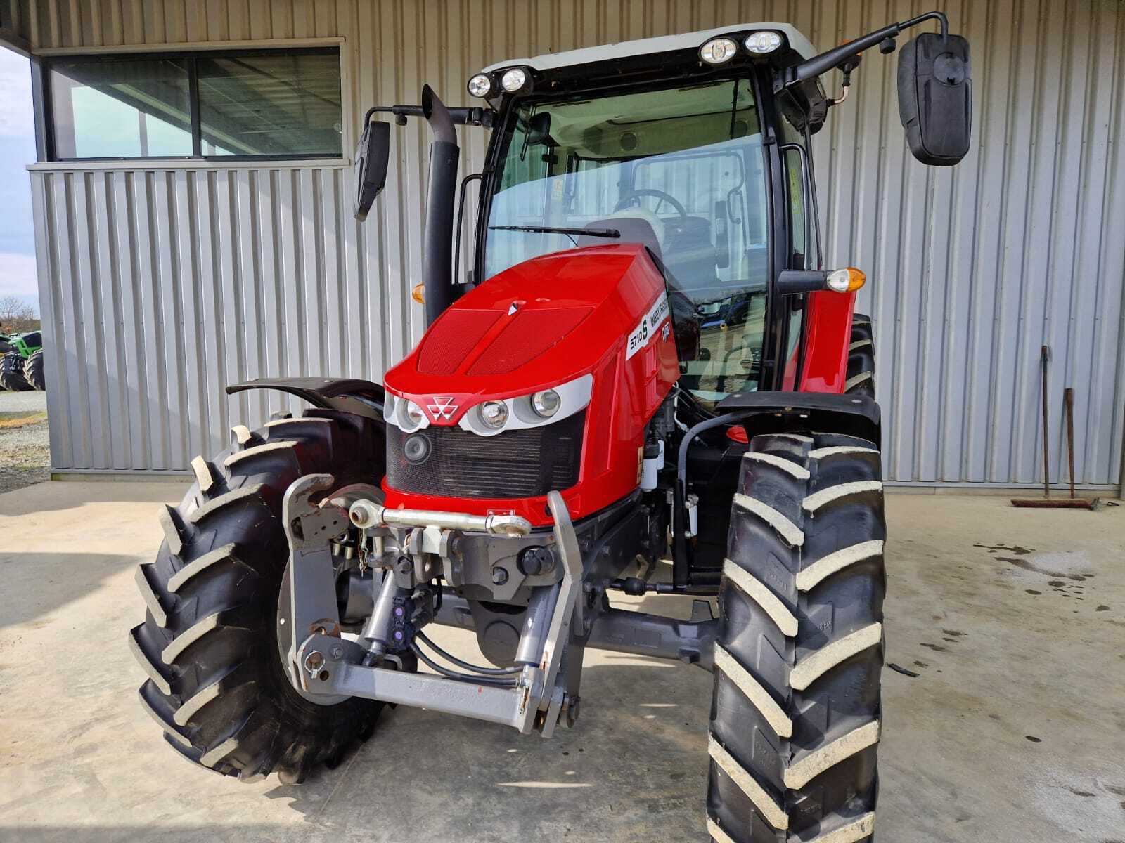 MASSEY FERGUSON 5710S