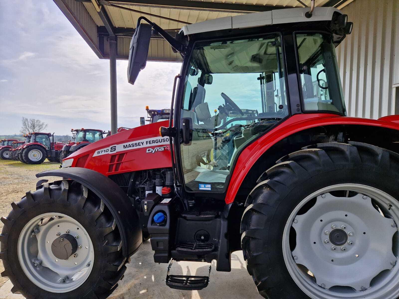 MASSEY FERGUSON 5710S