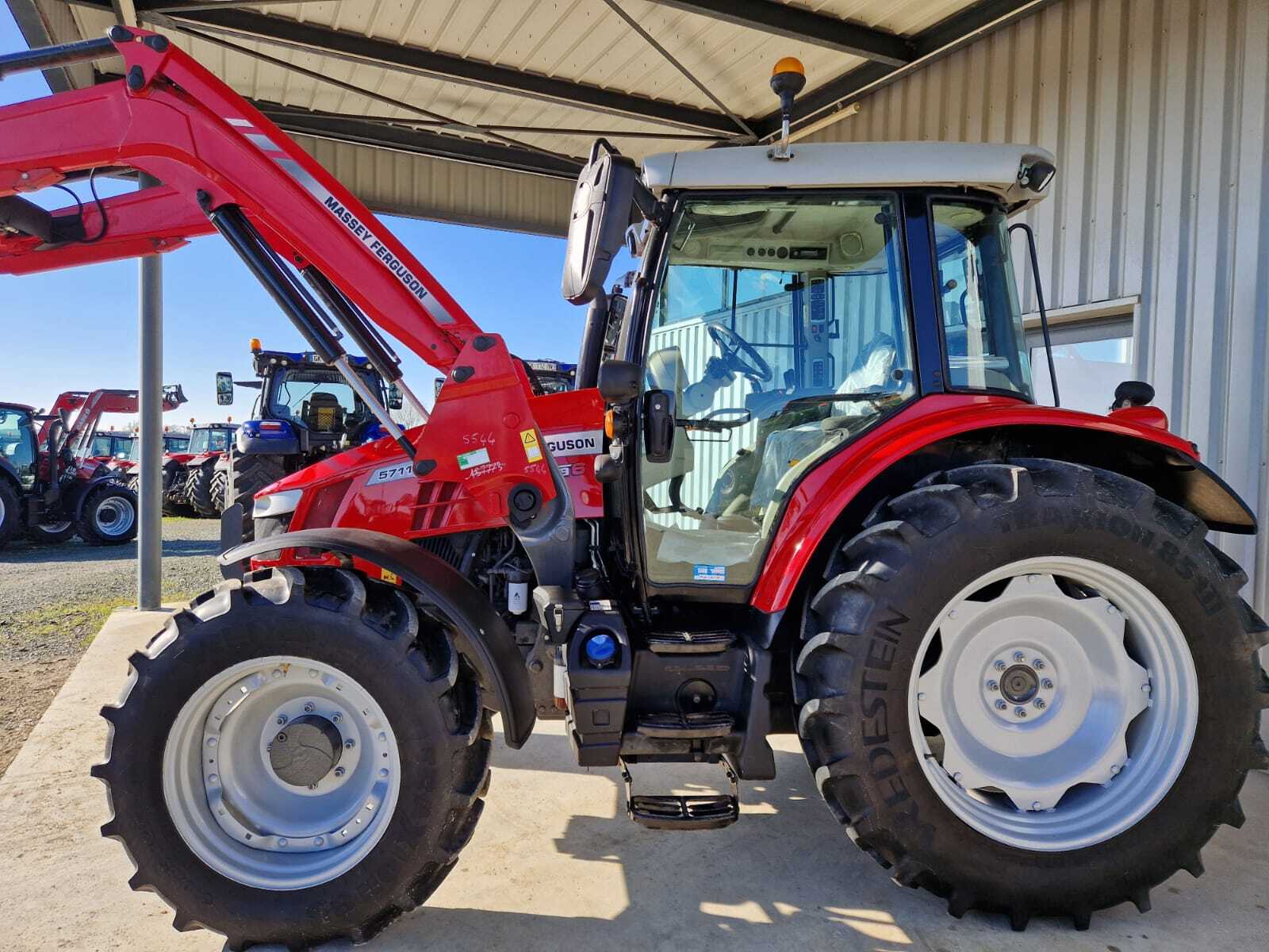 MASSEY FERGUSON 5711S