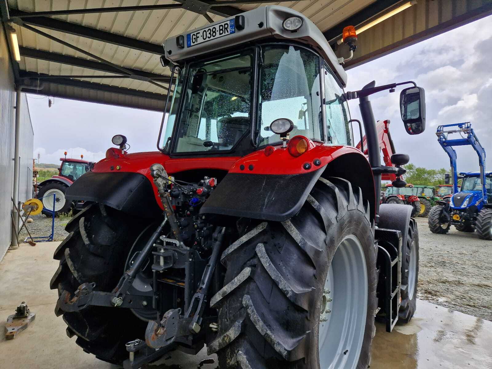 MASSEY FERGUSON 6713S DYNA 6