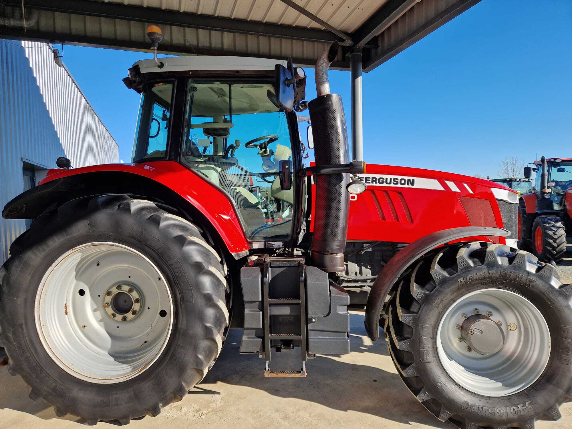 MASSEY FERGUSON 7620 DYNA VT