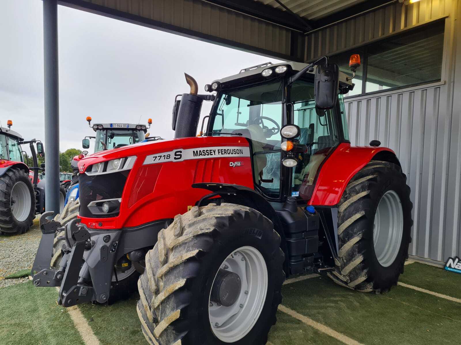 MASSEY FERGUSON 7718S DYNA 6