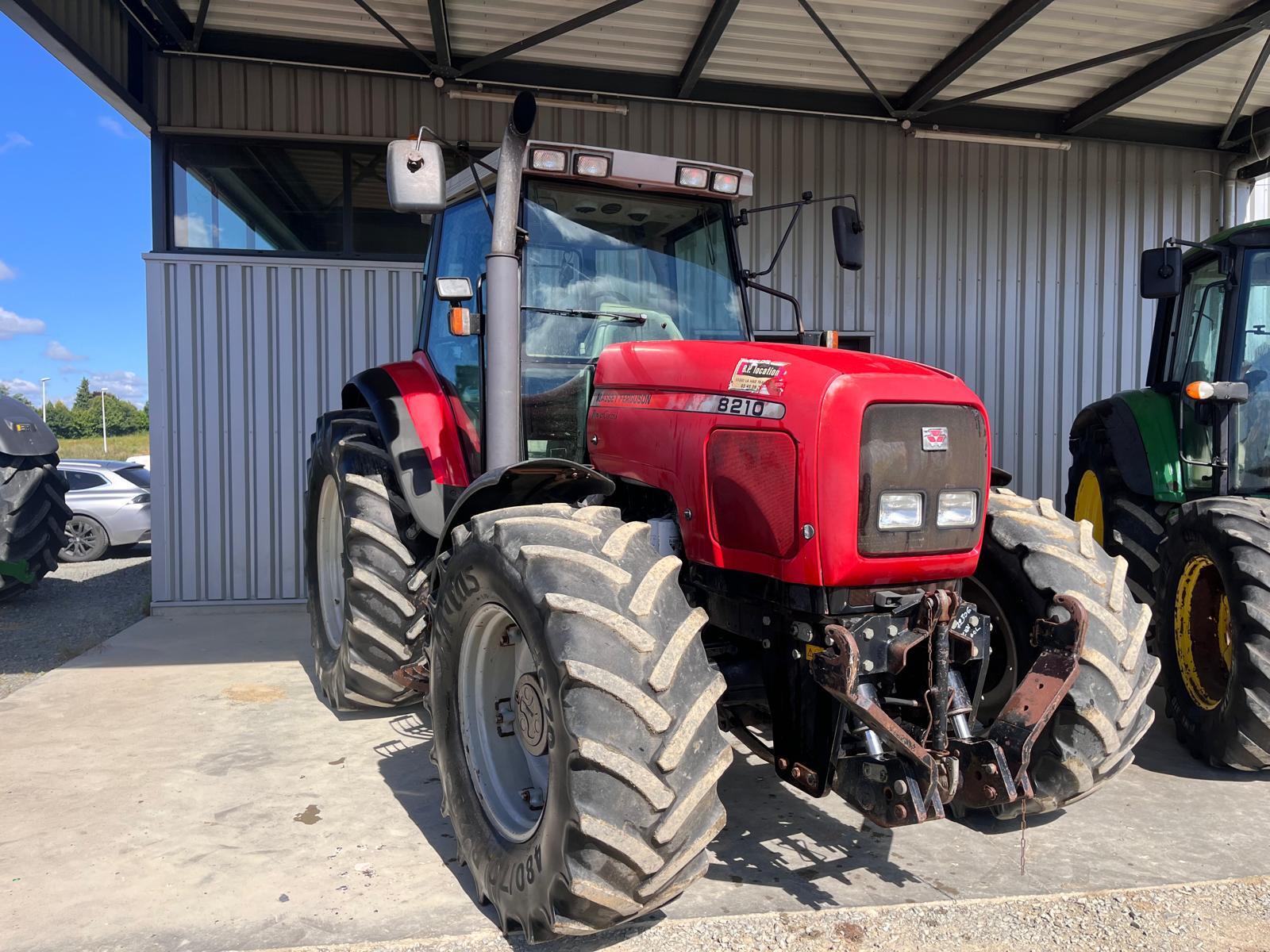 MASSEY FERGUSON 8210