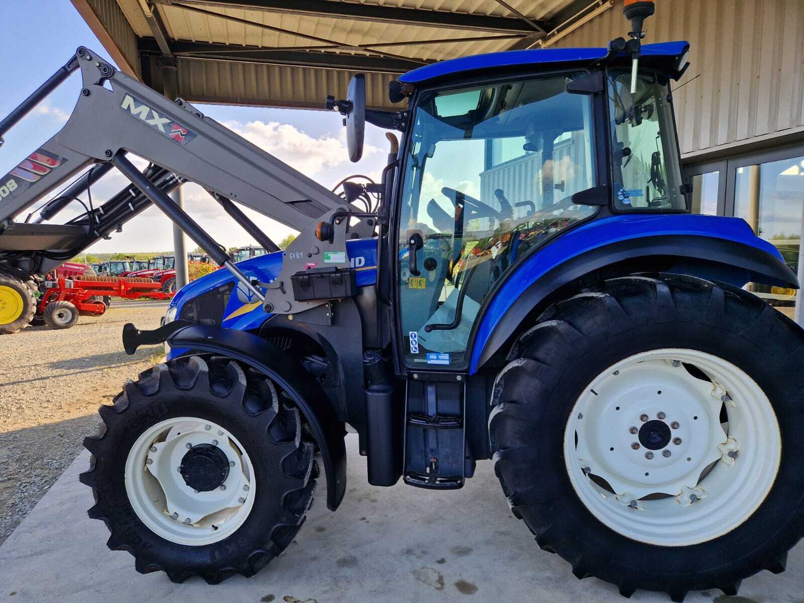 NEW HOLLAND T4.95 DC