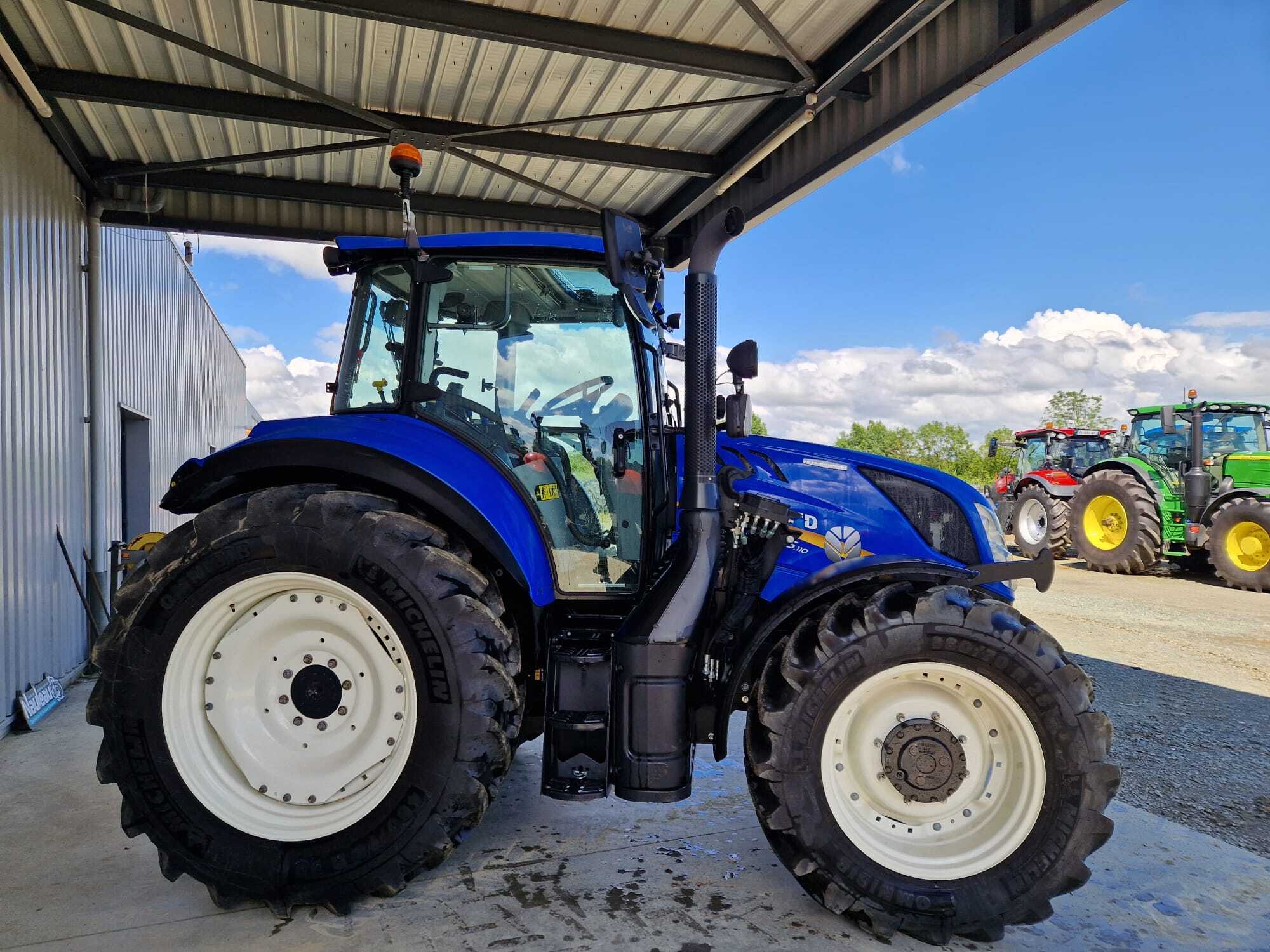 NEW HOLLAND T5.110 EC